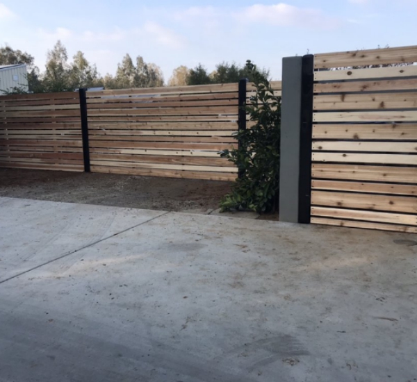 horizontal cedar wood fence services Fresno